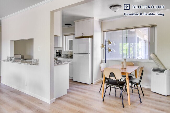 Foto del edificio - 837 Cowper St