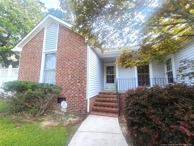 Foto del edificio - 7453 Beaver Run Dr