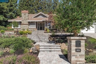 Building Photo - 3424 Stone Valley Rd
