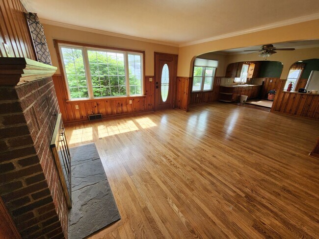 Building Photo - 9881 Browns Mill Road