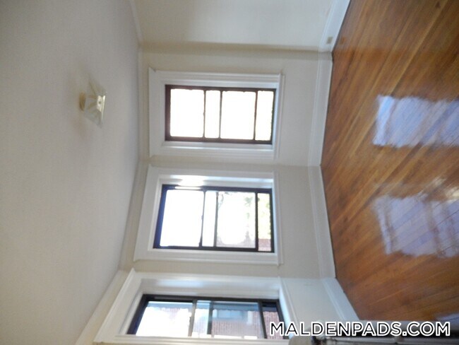 Foto del edificio - 17-19 Washington St.