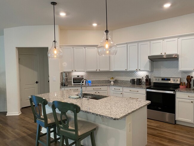 Building Photo - 16671 Centipede St