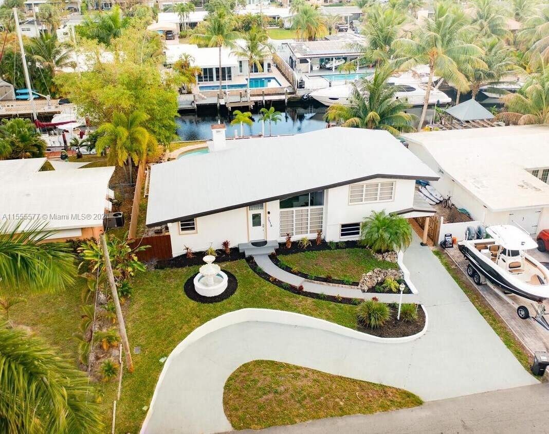 Foto principal - 2518 Key Largo Ln
