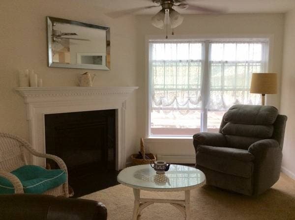 Great Room - 88 California St