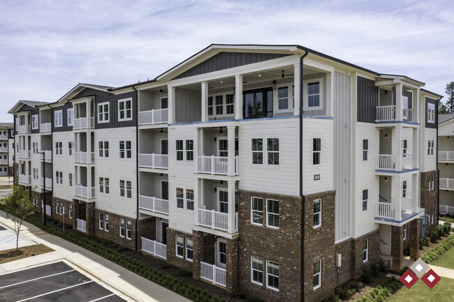 Foto del edificio - The Summit Hendersonville