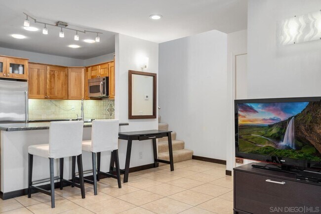 Foto del edificio - Las Palmas 3 bedroom, 2 bath townhome with...