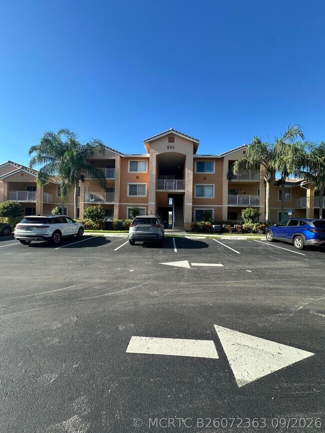 Foto del edificio - 291 SW Palm Dr
