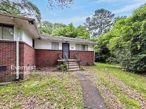 Building Photo - 112 N Germantown Rd