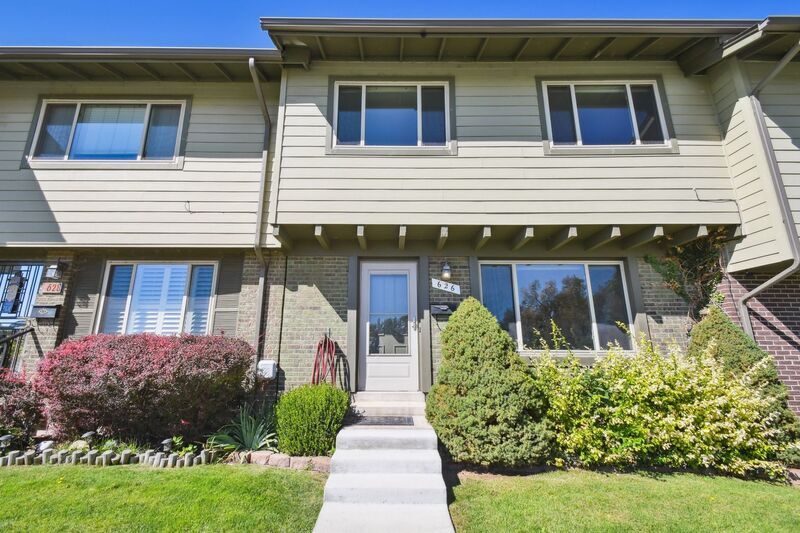 Foto principal - 626 S Carr St