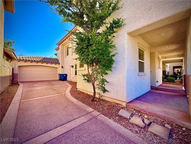 Foto del edificio - 10499 Howling Coyote Ave