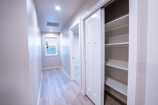 Foto del edificio - 8146 W Boekel Rd