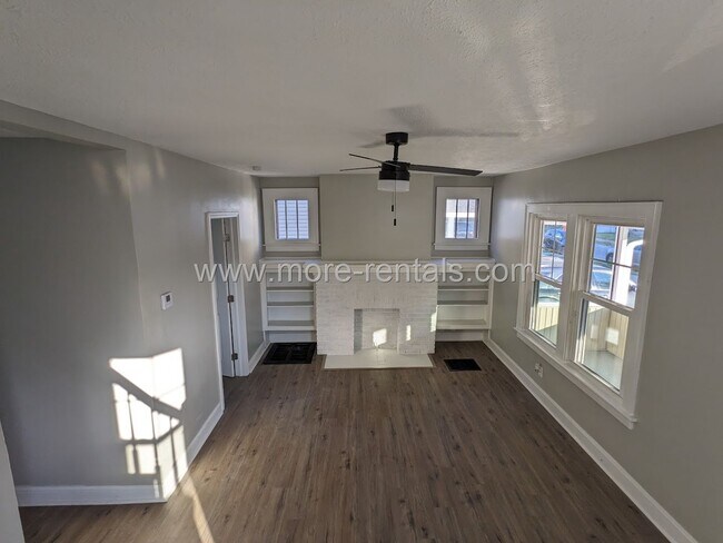 Foto del edificio - Remodeled house with first floor bedroom