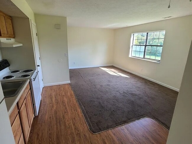 Building Photo - 32 Scioto Dr