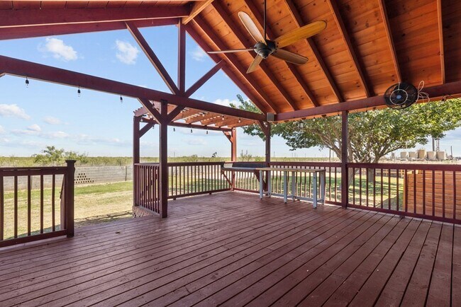 Building Photo - 12057 E