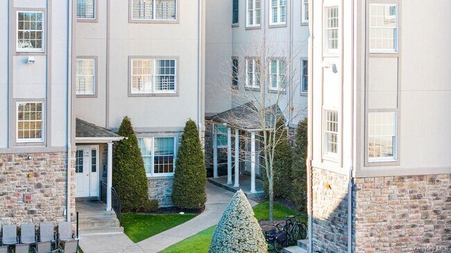 Foto del edificio - 3307 Parkview Dr