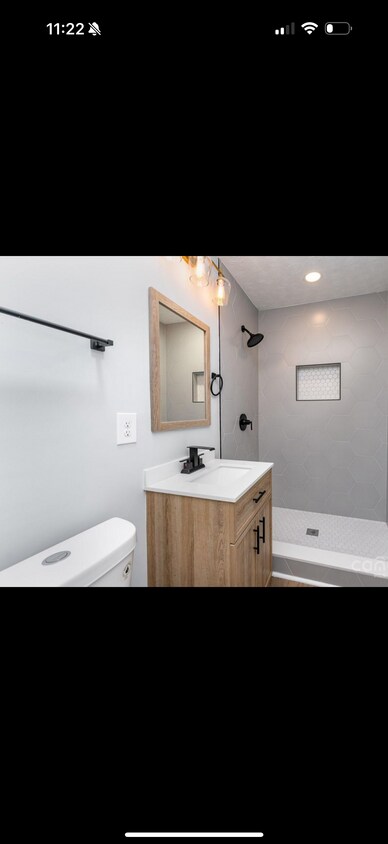Primary Photo - 919 N Weldon St