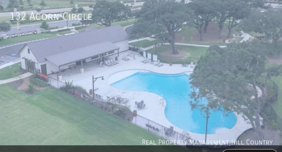 Building Photo - 132 Acorn Cir