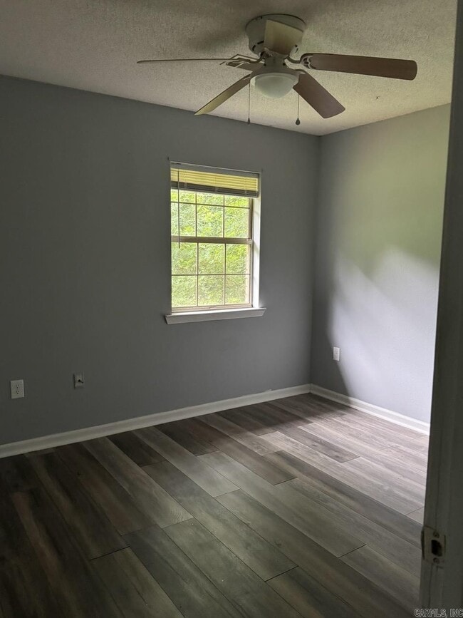 Building Photo - 72 Pinto Trail