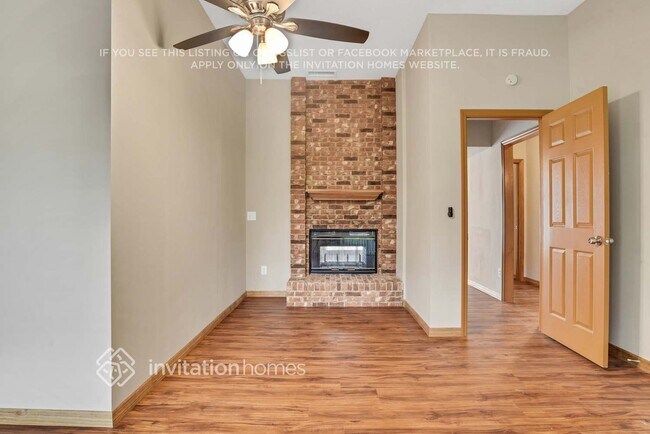 Building Photo - 10411 Myakka Dr