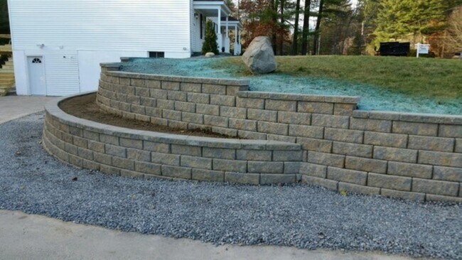 Driveway - 120 Porcupine Circle