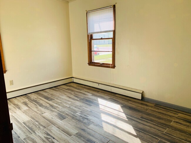 Foto del edificio - 612 E 11th Ave
