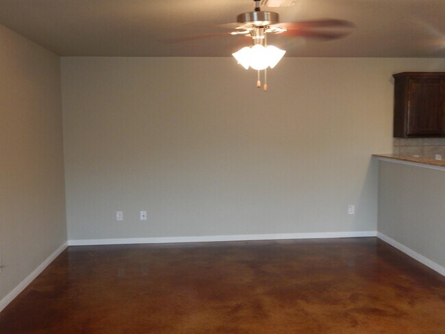 Foto del edificio - 2204 Indian Trail