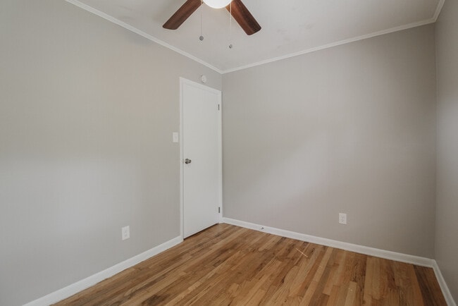 Building Photo - 457 Edgar Cir