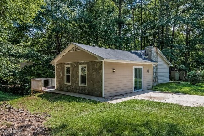 Building Photo - 3 br, 3 bath House - 2300 CHESTNUT LOG DRIVE