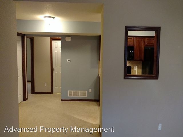 Building Photo - 4 br, 2 bath House - 4442 Nature Avenue