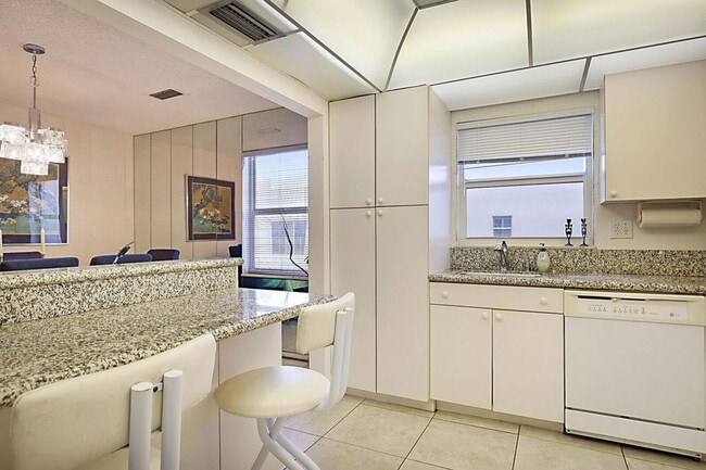 Photo - 3520 S Ocean Blvd House