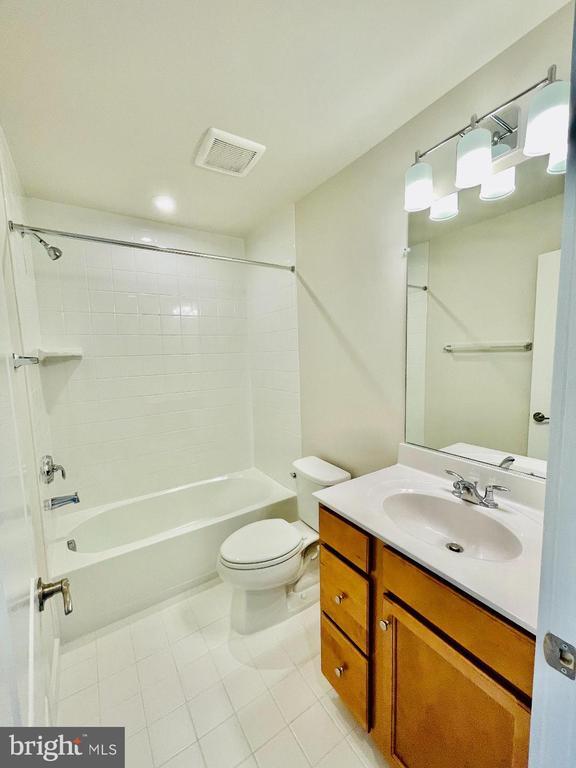 Foto del edificio - 17912 Woods Overlook Dr