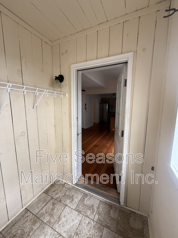 Photo - 138 N Champlain St Apartment