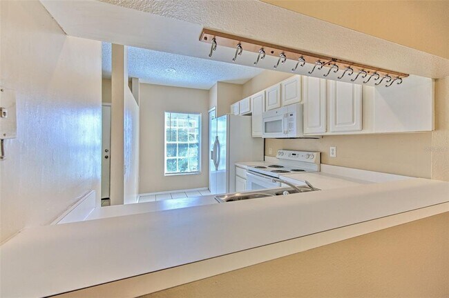 Foto del edificio - 1309 Costa Mesa Dr