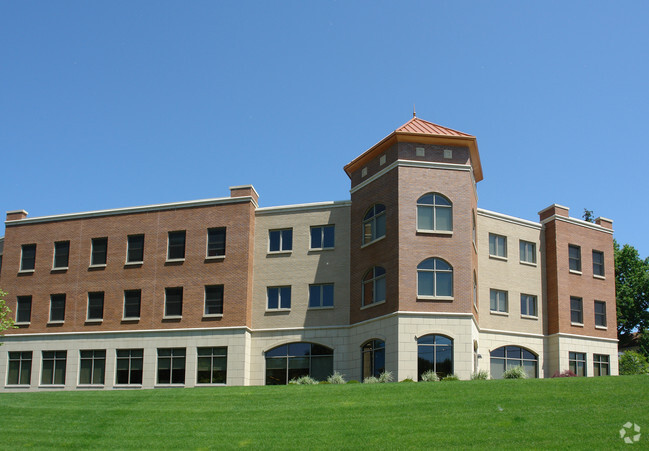 Foto del edificio - Cranberry Court