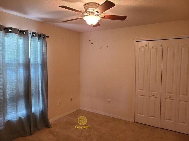 Building Photo - 13047 Bridleford Dr