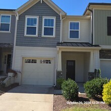 Building Photo - 190 Thornhill Dr