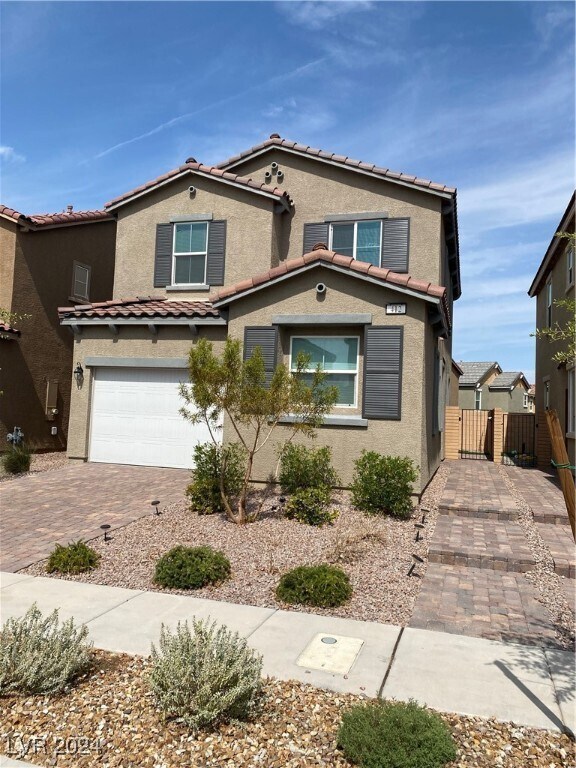 Building Photo - 412 Desert Cadence St