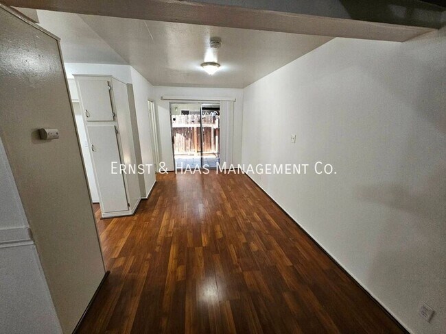 Foto del edificio - 3370 E Andy St