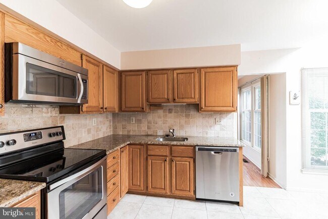 Foto del edificio - 48 Stonehurst Ct