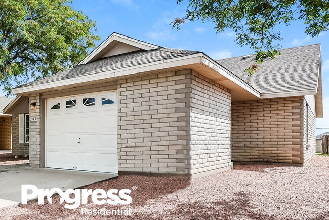 Building Photo - 4755 Loma Del Rey Cir