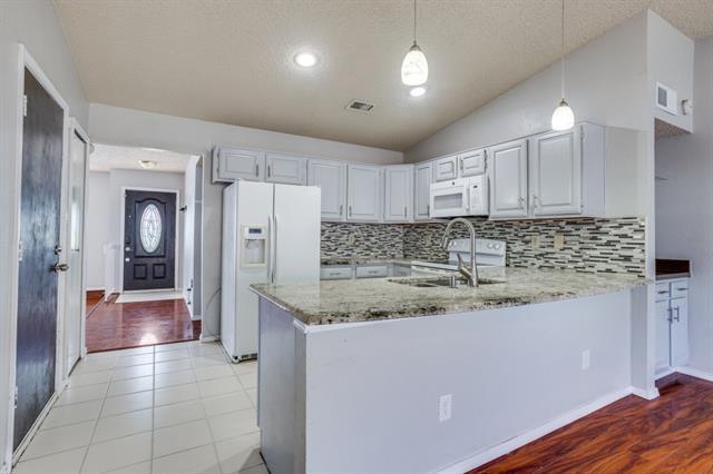 Foto del edificio - 2501 Trailridge Dr