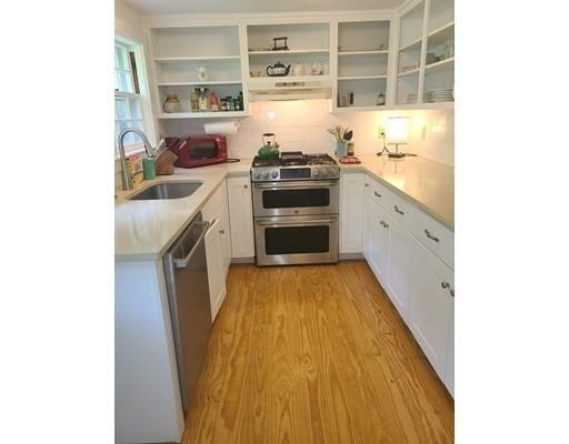 Building Photo - 3 bedroom in Wareham MA 02571