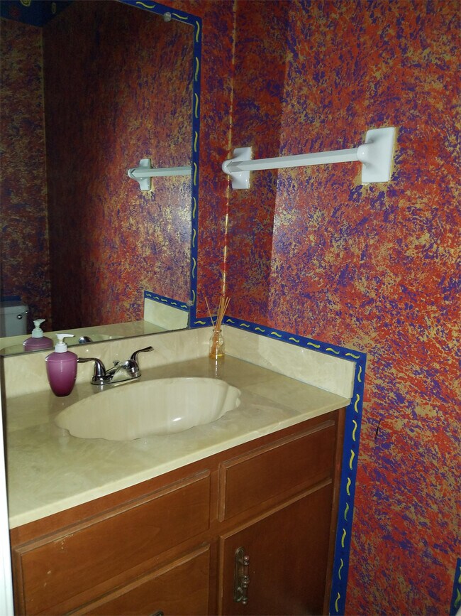 Building Photo - 6997 Wesley Ct