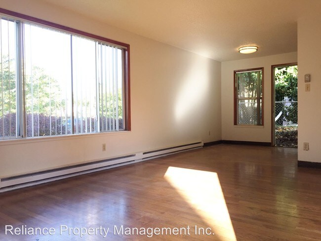 Building Photo - 3544 N Borthwick Ave