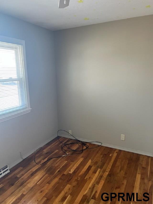 Building Photo - 802 W 25th Ave