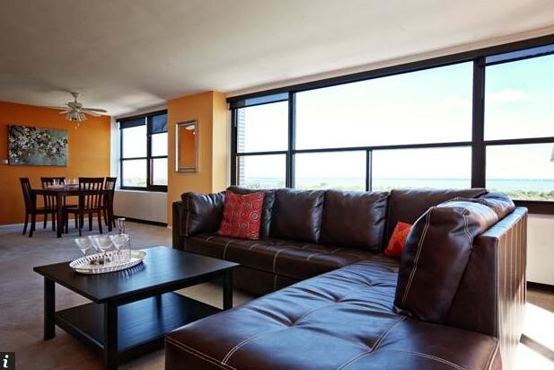 Building Photo - 1129 S Michigan Ave