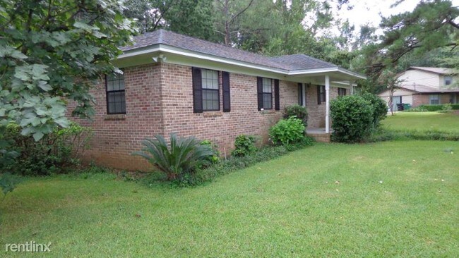 Building Photo - 3 br, 2 bath House - 1313 Lansdowne Rd.