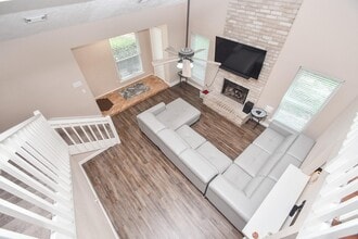 Building Photo - 5331 Windsong Trail