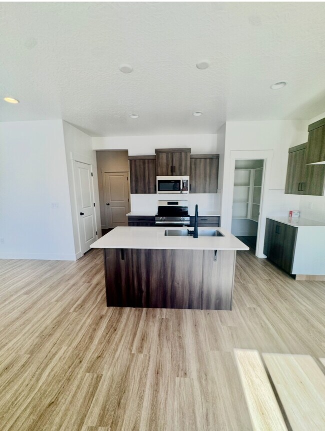 Foto del edificio - 5718 S Weehawken Ln