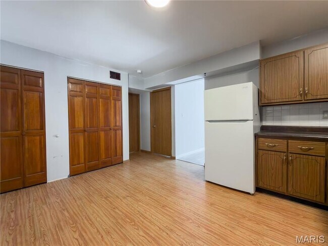 Foto del edificio - 3004 Pembroke Ln